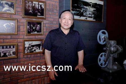 警察热门吃瓜事件,揭秘背后真相与争议