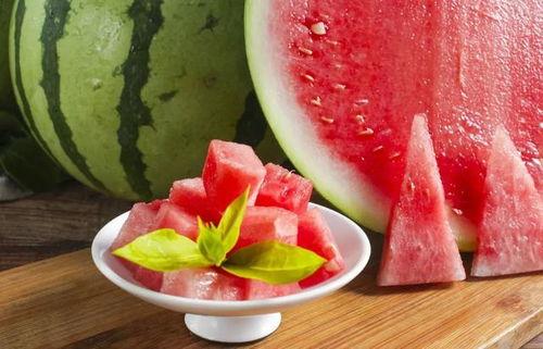 黑瓜怎么吃的,解锁美味新体验